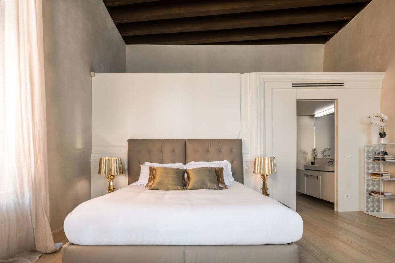 Palazzo Soranzo Noble Floor R&R Apartment Венеция Екстериор снимка